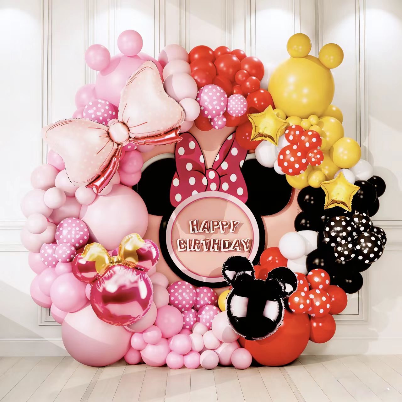 Mikki ja Minnie Balloon Arch